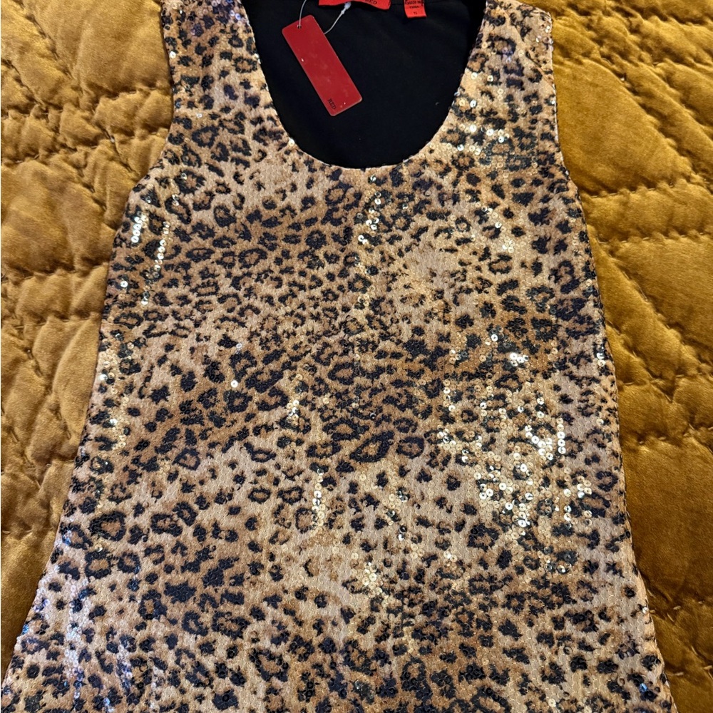 Red Leopard Sequin Camisole - Gold and Black - Picture 5 of 6